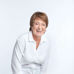 Нина Зверева: Семья и Школа avatar