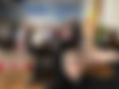 Post media background