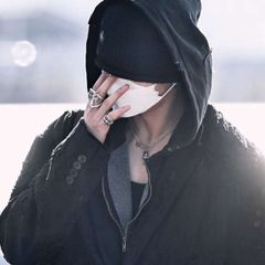 Receive S avatar