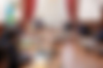 Post media background