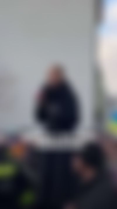 Post media background