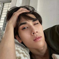 close 🔒 good morning dunk avatar