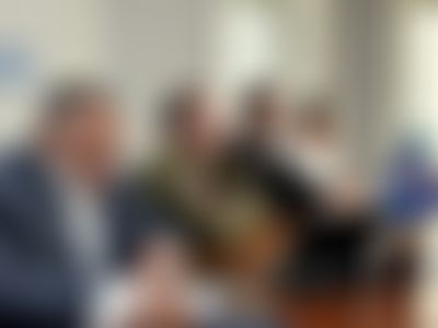 Post media background