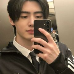 Park Sunghoon avatar